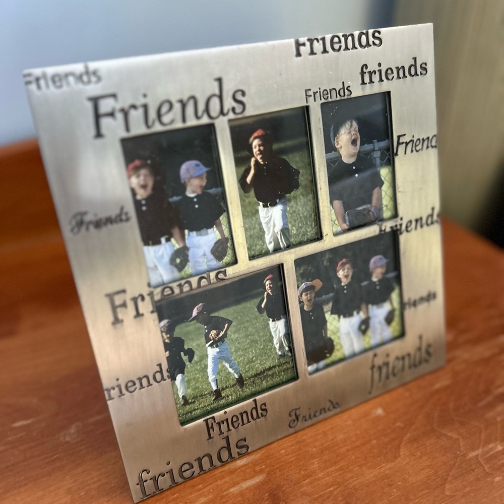 8 x 8 pewter picture frame
Friends frame